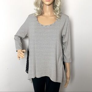 Francesca’s Bird Cage Striped Top Lace Side Panels 3/4 Sleeve Size Small